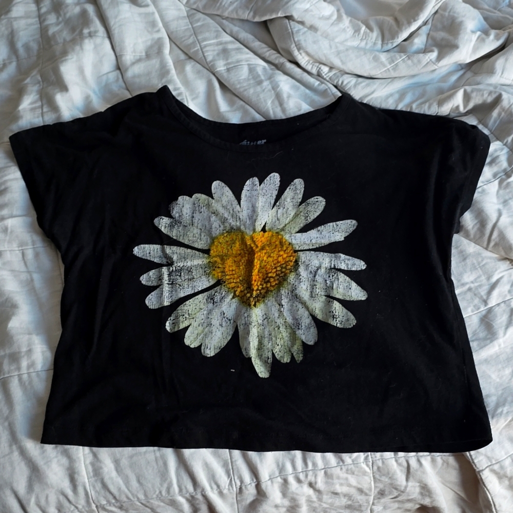 Spring time cropped tshirt